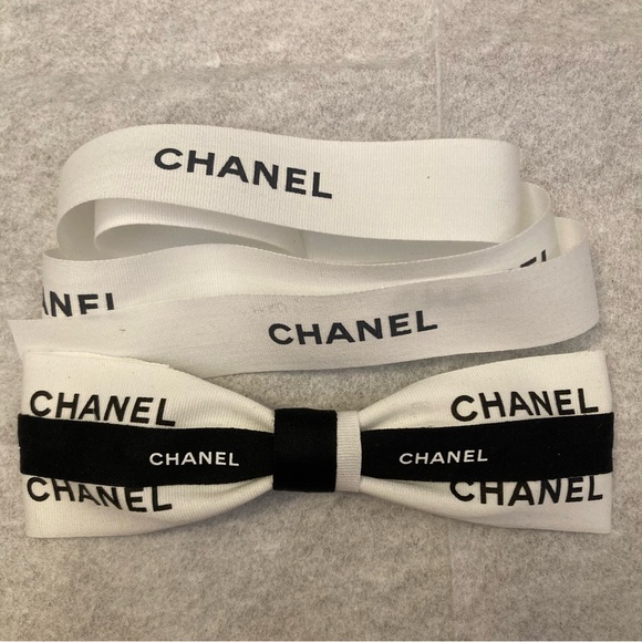 Chanel Gift Wrapping 2 Ribbons - Picture 3 of 9